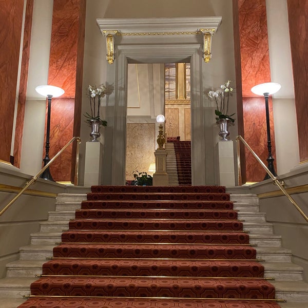 Oxford and Cambridge club